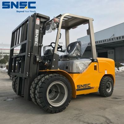3000 mm-7000 mm Lifthoogte Diesel vorkheftrucks Lifttrucks 4000 kg