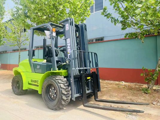3000 kg-5000 kg 4wd ruw terrein vorkheftruck Off Road vorkheftruck Lifttrucks