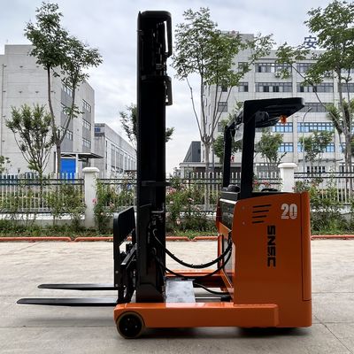 SNSC 2000kg elektrische truck met een AC-motor met een triplex 7,5 meter mast