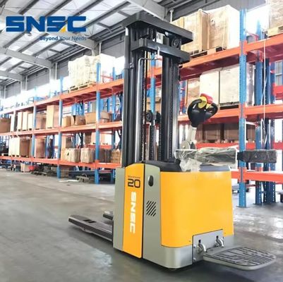 Apilador Stacker 1500kg 2000kg Elektrische Stacker Truck Voor hotels, kledingwinkels
