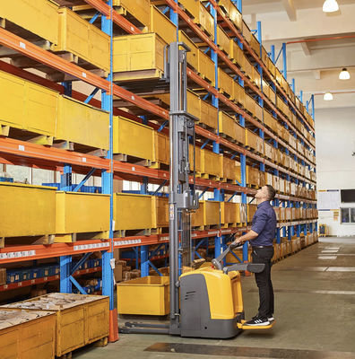 Apaidor Rider Tegenbalans Pallet Stacker 2000kgs 6000lbs Motor Stacker Truck